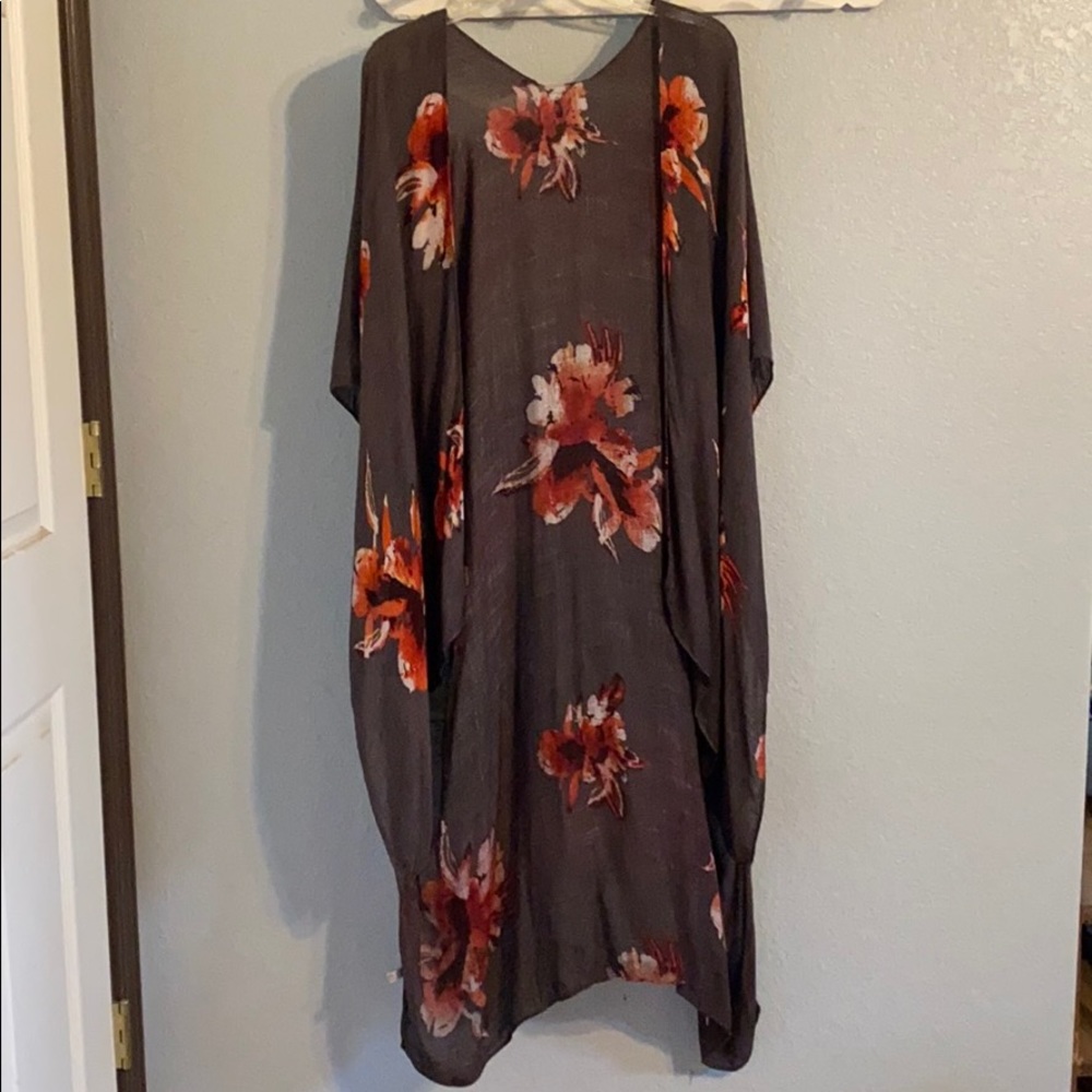 Floral kimono